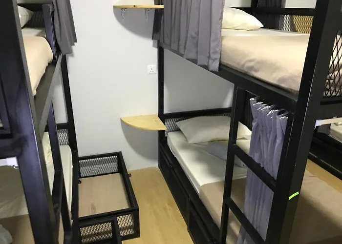 The Good Travelers Hostel - Kl Airport