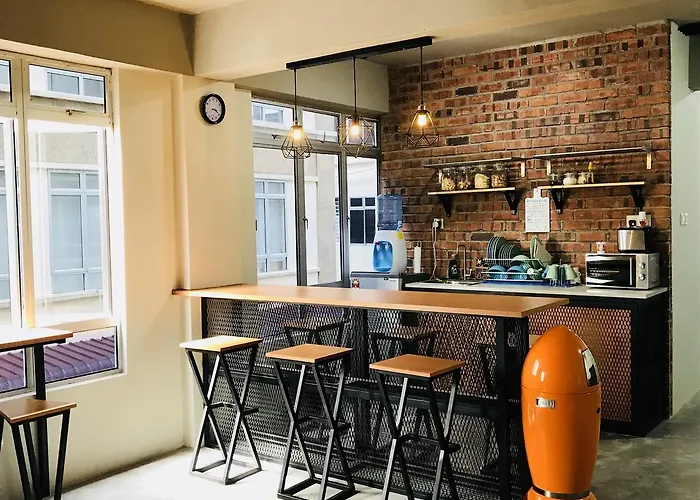 The Good Travelers Hostel - Kl Airport