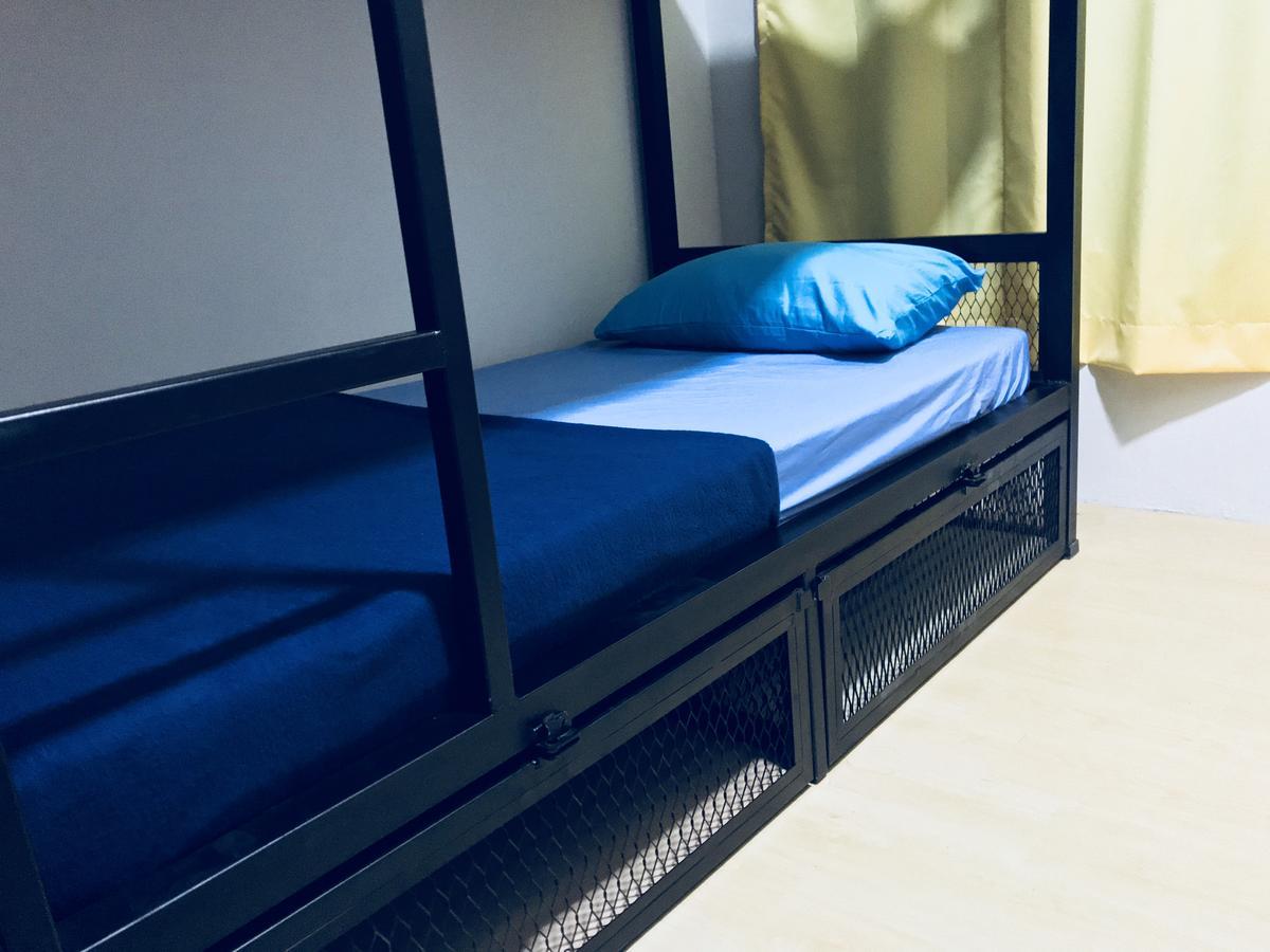 The Good Travelers - Kl Airport Hostel